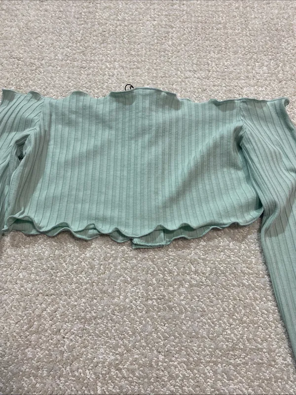 Ribbed Off-Shoulder Button Crop Top in Sage Green Size S Shell 91% Tencel - Image 4
