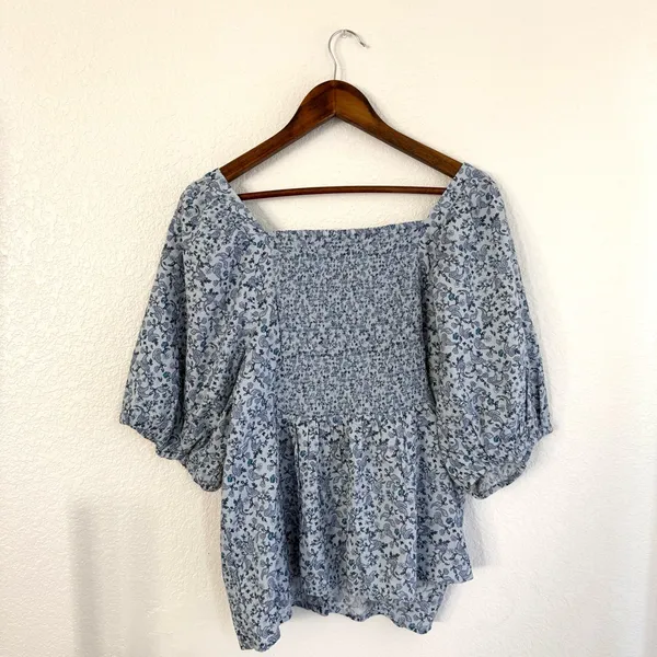 Old Navy Womens Shirt Blouse Blue Floral Puff Sleeve Smocked Back Size XXL - Image 2