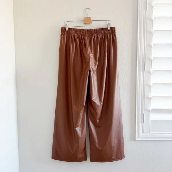 NWT OFFLINE By AERIE Real Luxe Faux Vegan Leather Wide Leg Pants Size L - Image 4