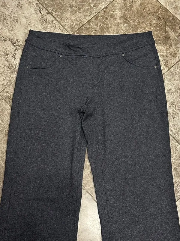 Athleta Bettona Classic Pant Heather Gray Flare Leg Mid Rise Medium - Image 3