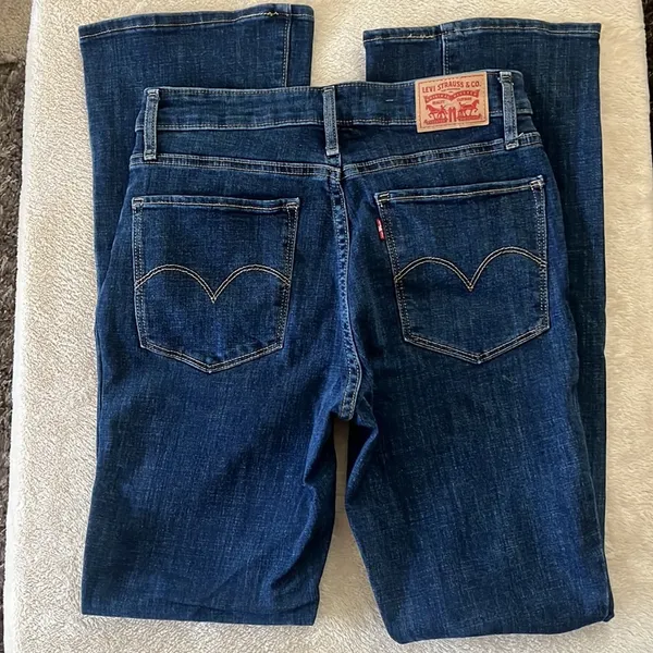 EUC Levi’s 725 Jeans - Image 5