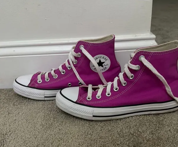Converse Chuck Taylor All Star Canvas Pink Sneakers - Image 2