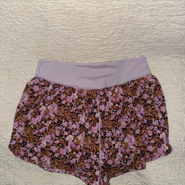 Aerie Pink‎ Floral Shorts Size Large Nwot - Image 3
