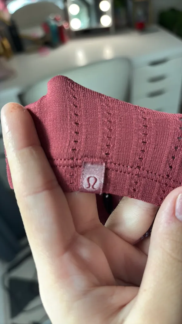 Lululemon tank top - Image 2