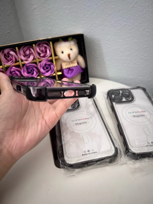 Iphone 16 pro max Clear Case Acrylic New - Image 3