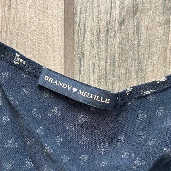 Brandy Melville Dark Blue Patterned Top - Image 2