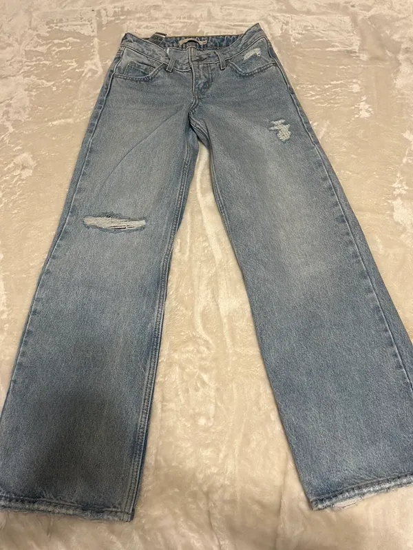 Levi’s Low Loose Jeans - Image 8