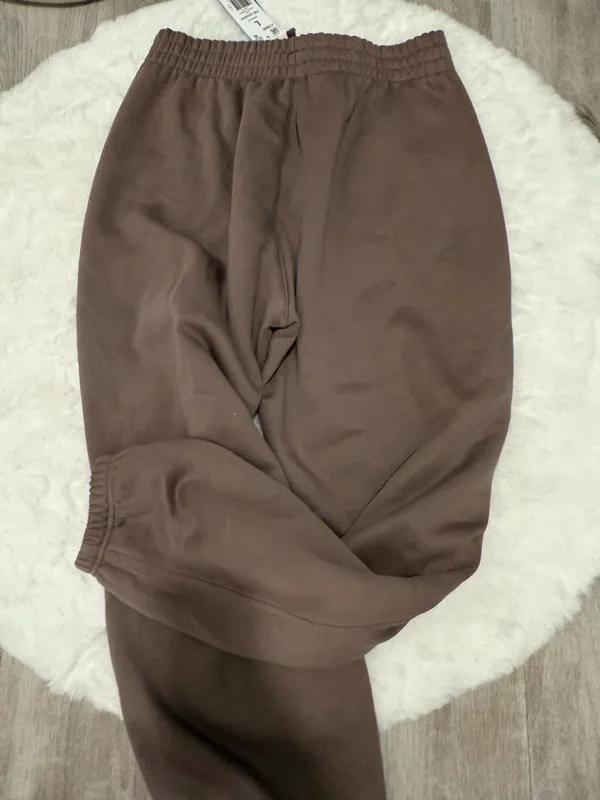 Adidas Sweatpants - Image 2