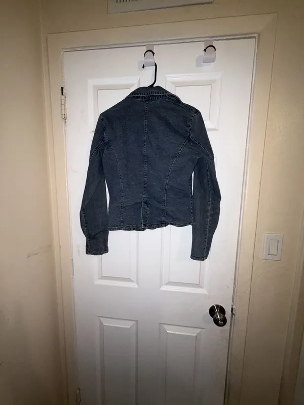 SO So Right Denim Jean Jacket Blazer Style with Button Detail Cuffs - Image 7