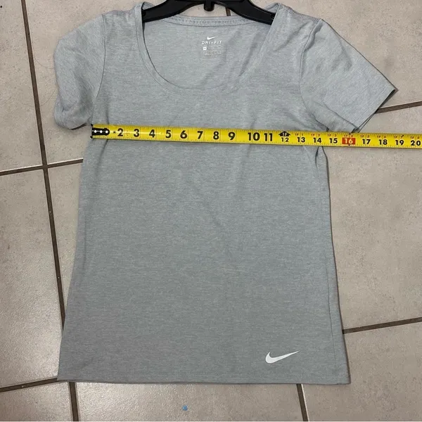 Nike Women Athletic Blue Dri-Fit shirt size XS‎ - Image 7