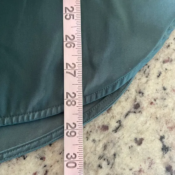 Lysse Mixed Media V-Neck Top Women S Teal Green Workwear Minimalist Short Sleeve - Image 11