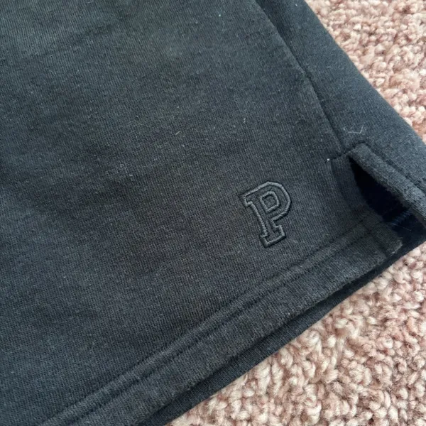PINK Victoria's Secret High Waisted Fleece Skirt Black Mini Size Medium Beach EUC - Image 3