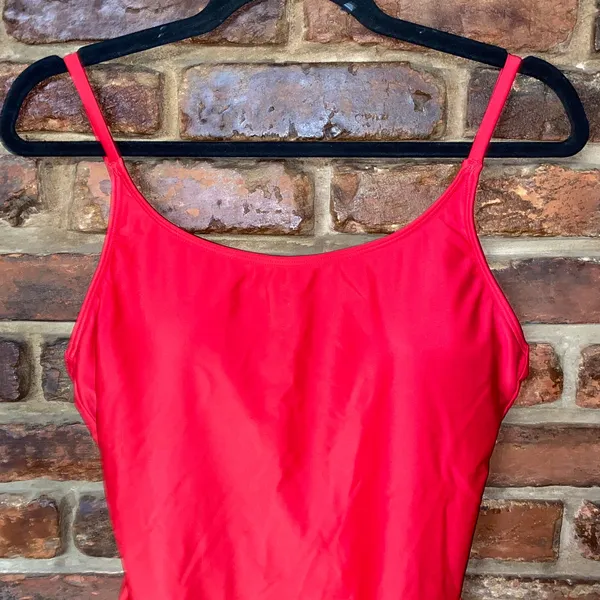 NWT Quince Cherry Red Italian Cami One-Piece Swimsuit Women's Size Large - Image 4