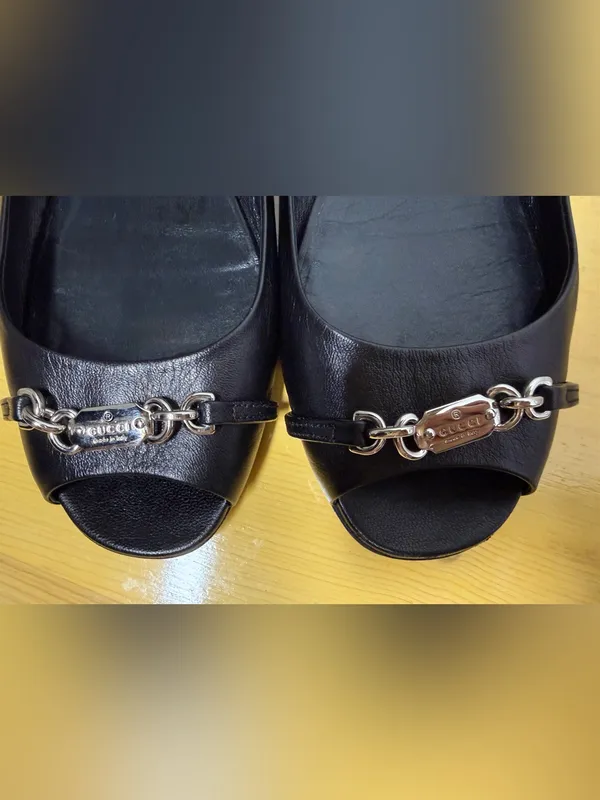 Gucci Salandia Black Leather Peep Toe Flats Silver Chain Logo Accent - Image 4