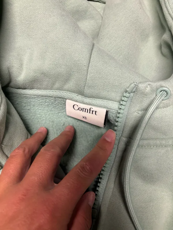 Comfrt Zip up Travel Jacket - Image 8
