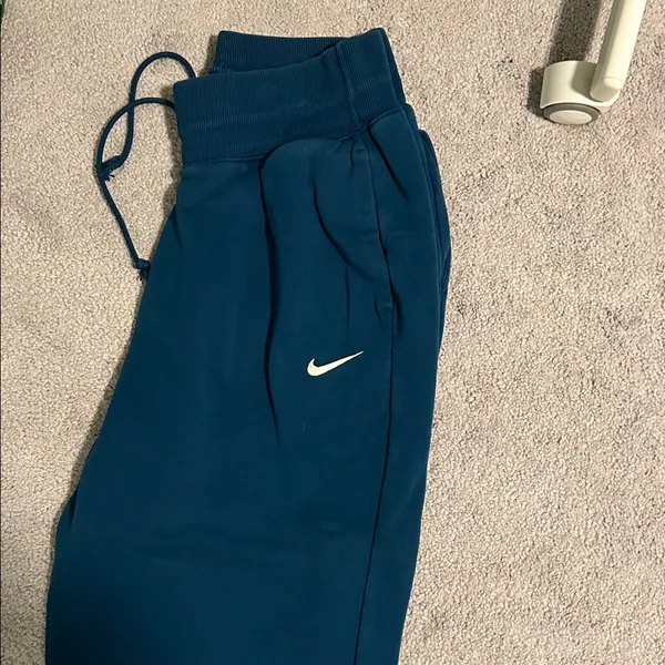 Nike women’s aqua joggers - Image 2