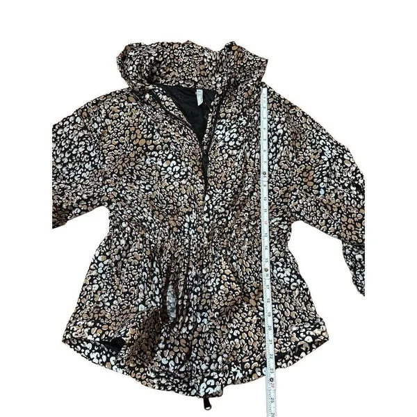 Free People Run Wild Hooded Jacket in‎ Leopard Sz Small - Image 9