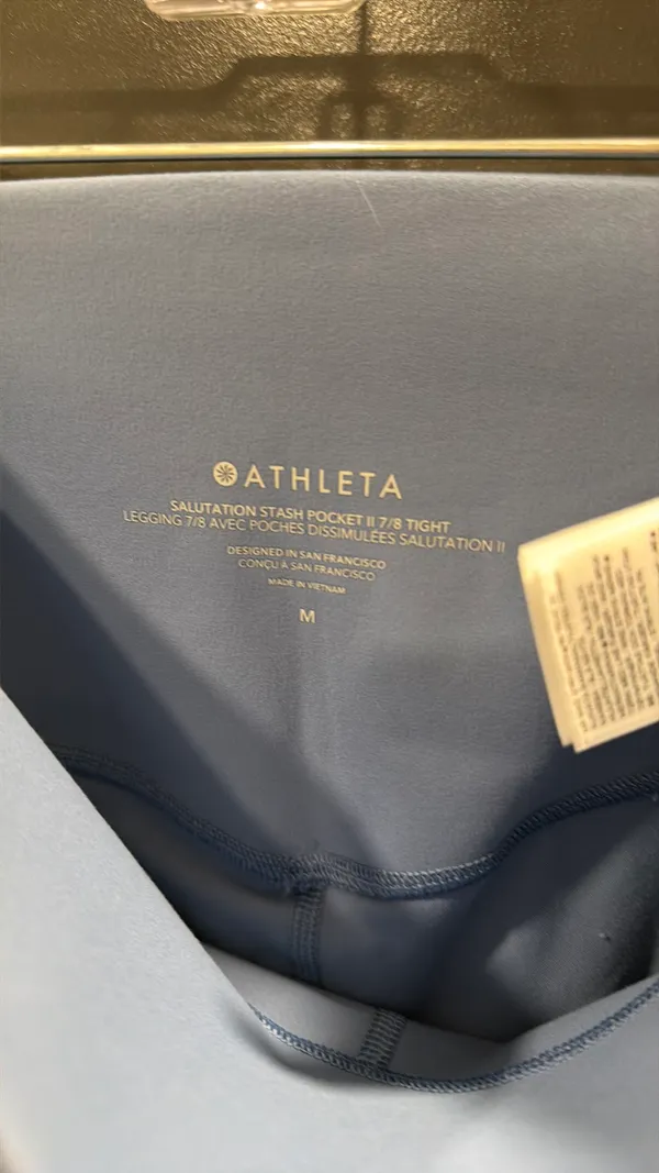 Athleta Women’s Leggings Salutation Stash Pocket 7/8 Medium - Image 2