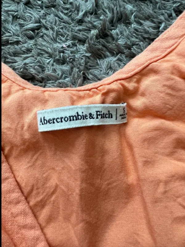 Abercrombie and fitch tied wrap crop top size S - Image 5