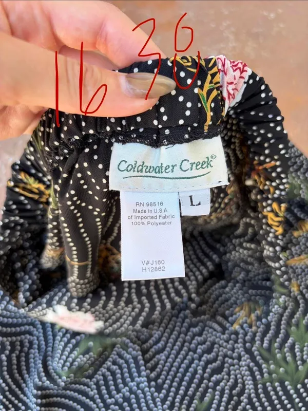 Vtg Coldwater Creek black floral maxi skirt with pink flowers and gold accents sz L - 16x38 #grunge #cottagecore #retro #y2k - Image 5