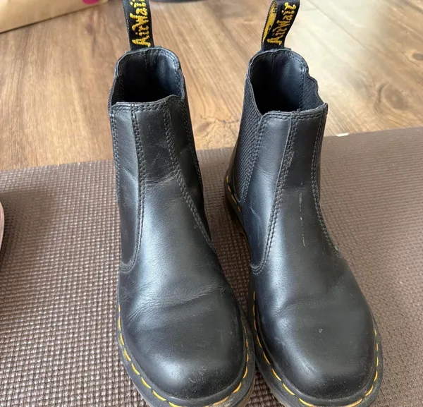 Dr. Martens Boots Black - Image 2
