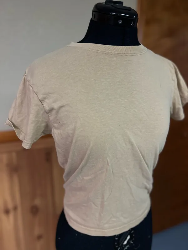 Hanes Beige short sleeve Basic tee - Image 3