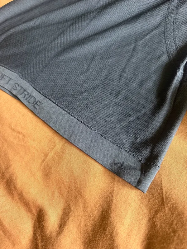 Lululemon running top - Image 2