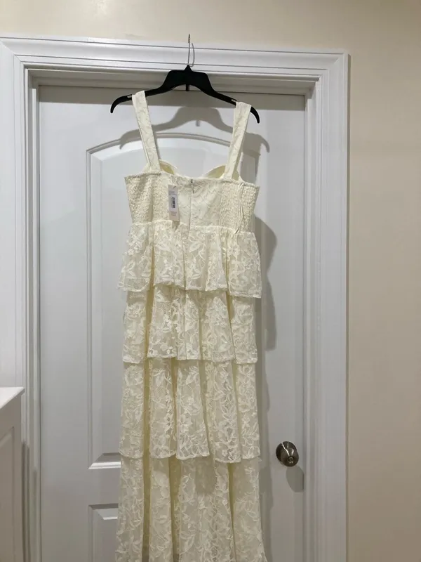 Yumi Kim Cream Tiered Lace Maxi Dress - Image 3