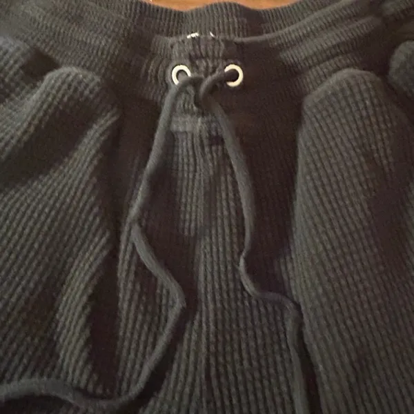 Aerie Waffle Knit Shorts Large Black Drawstring Loungewear Cozystyle Summer Soft - Image 2