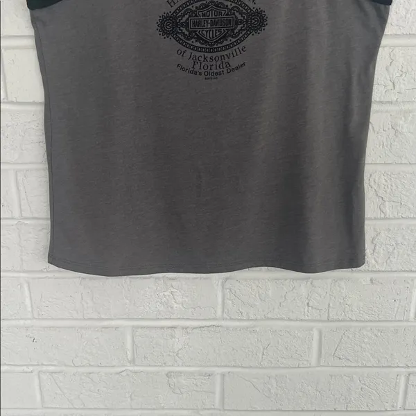 Harley-Davidson Gray Tank Top with Black Straps Size Large - Image 7