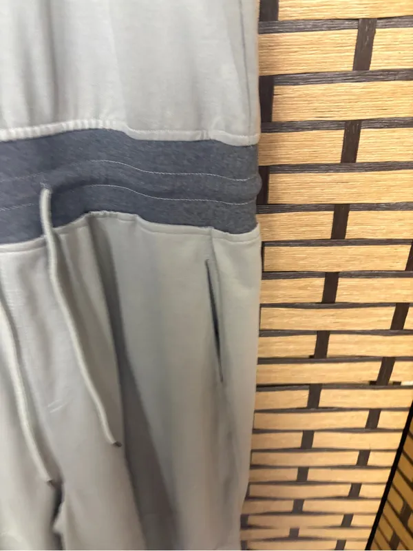 Taupe barrel leg jumpsuit size large Gray - Image 5