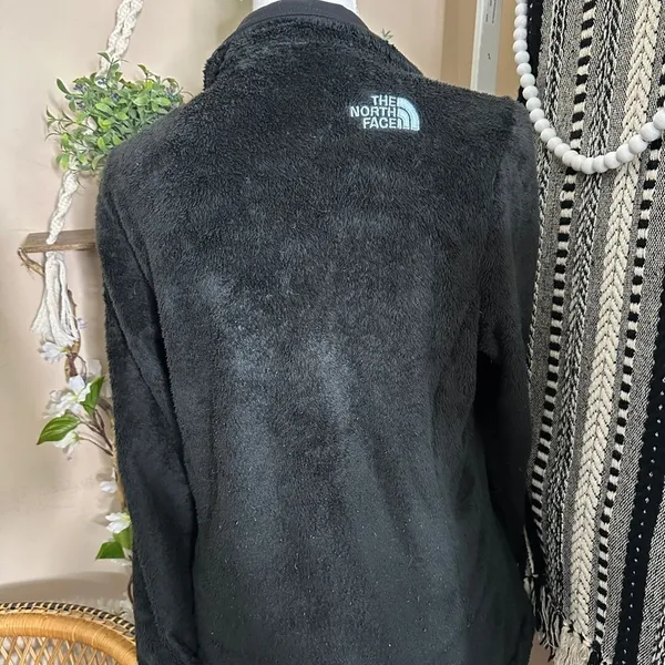 The North Face Black/Lavender Purple Plush Fleece Fuzzy Zip Up Jacket - Image 4