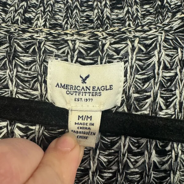 Black and white peppered American eagle‎ cardigan - Image 3