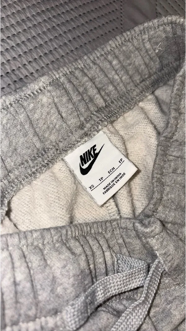 Grey Nike Sweatpants Women’s - Image 4