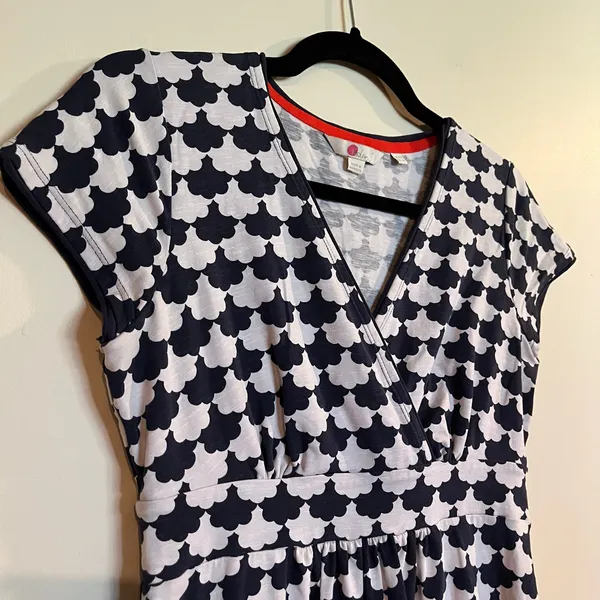 Boden Dress Short Sleeve Knee Length Navy Blue White Surplice Neck US 6/UK‎ 10 - Image 3
