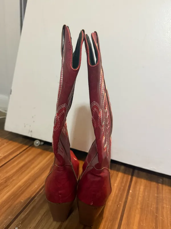Red cowgirl boots Size 6 - Image 2