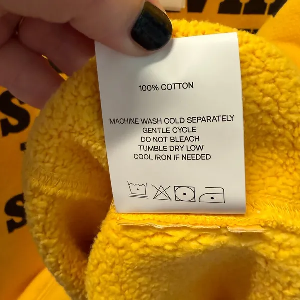 Madhappy Sweatshirt Size Large Yellow Crewneck Tokyo Exclusive Streetwear Pitt - Image 5