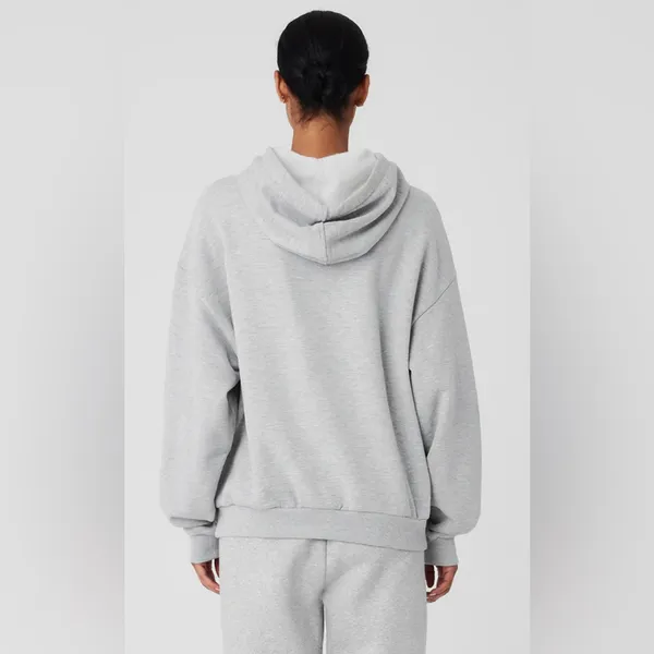 NWT Alo Yoga Accolade Hoodie Athletic Heather Grey Size S - Image 2
