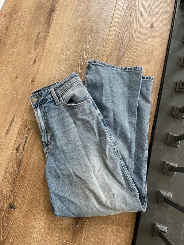 Hollister mom jeans high rise - Image 2