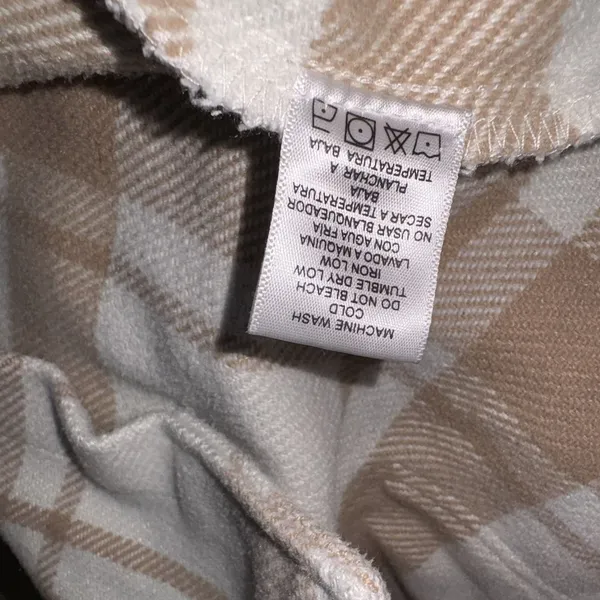 Love Tree Boutique Women's Plaid Button Up Jacket Size Large - Image 9