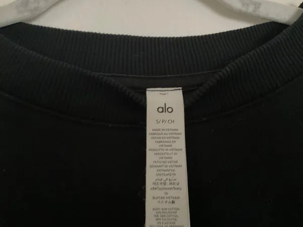 Alo Yoga Cropped Accolade Crewneck Black S - Image 4
