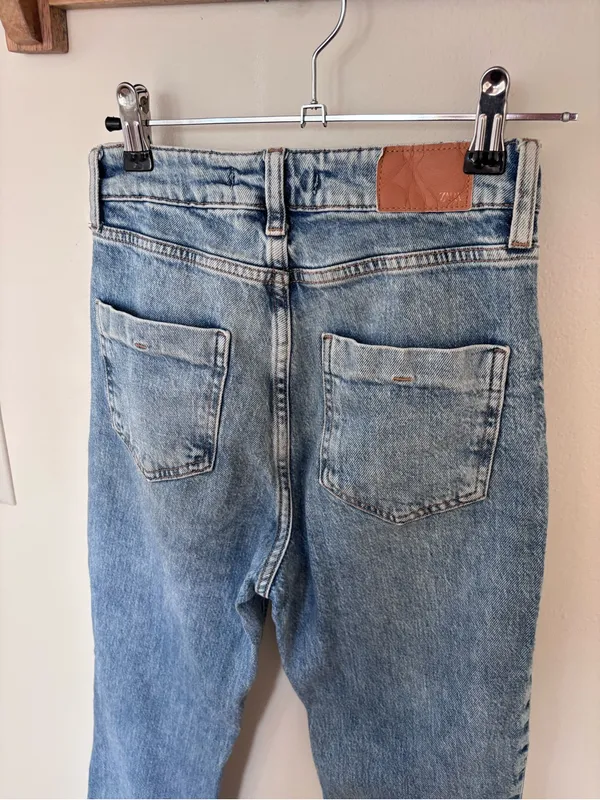 Zara Straight Leg Denim Jeans – Size 0 - Image 3