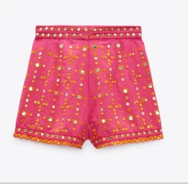 ✨ ZARA Fuchsia Pink Mirror Embroidered Shorts - Boho Festival High-Waisted Size S - Image 7