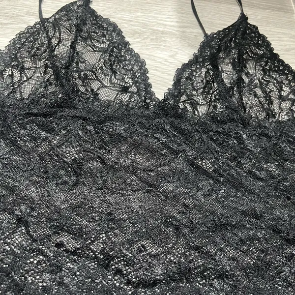 Elegant Black and Pink Lace Sleepwear Set - Image 5
