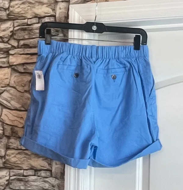 NWT Old Navy OG Chino Woman’s Shorts - Image 2