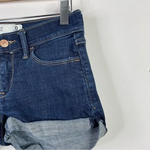 Abercrombie Fitch Low rise cuffed denim jean shorts dark Wash stretch women 0 25 - Image 4