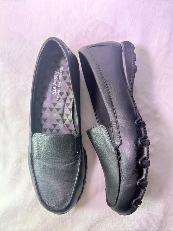 Skechers Black Slip-On Loafer with Purple Patterned Lining - Image 6