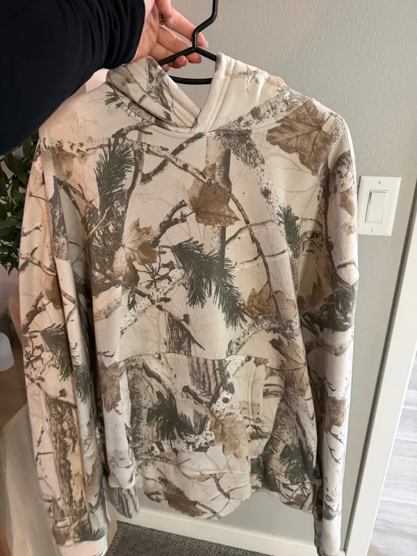 Hollister Camo Hoodie - Image 3