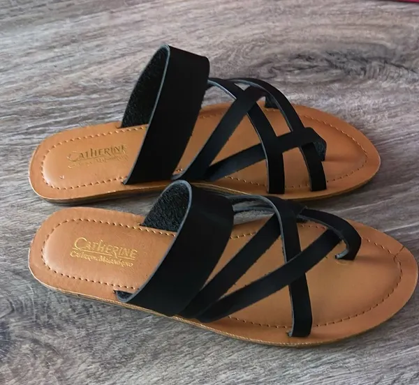 Catherine Malandrino Somang Black Sandals Size 6 - Image 6