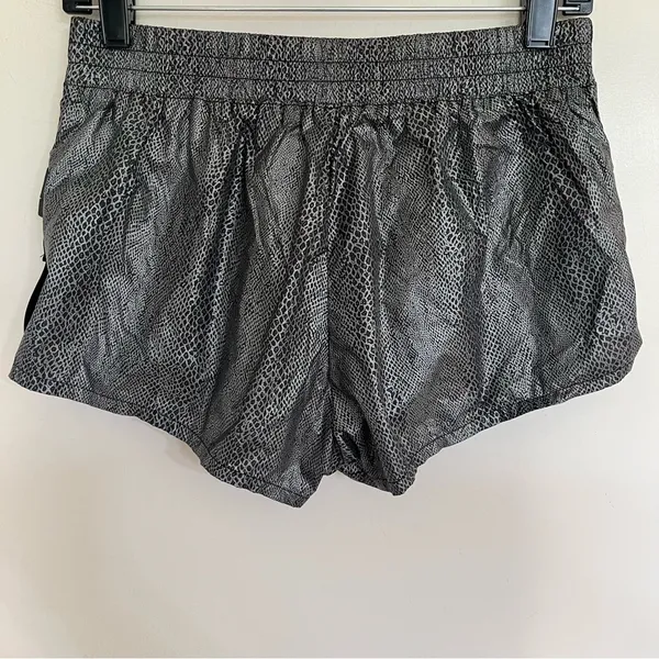 FP Movement The Way Home Shorts Silver Snakeskin Animal‎ Print Buckle XS - Image 10